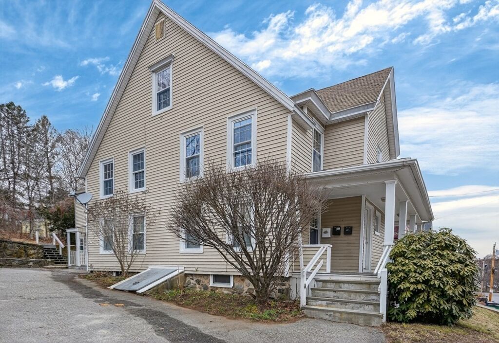 Property Photo:  17 Mason St 2  MA 01749 