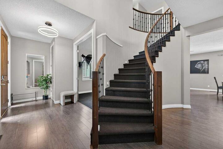 Property Photo:  76 Rainbow Falls Boulevard  AB T1X 0S6 
