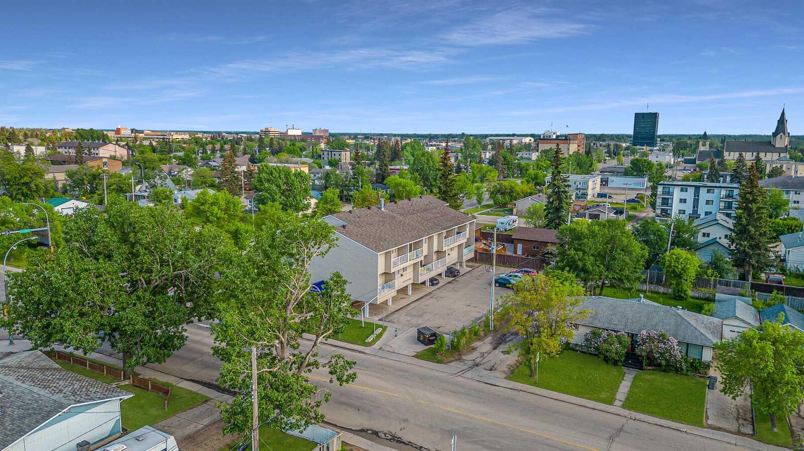 Property Photo:  10201 108 Avenue 101  AB T8V 1P4 
