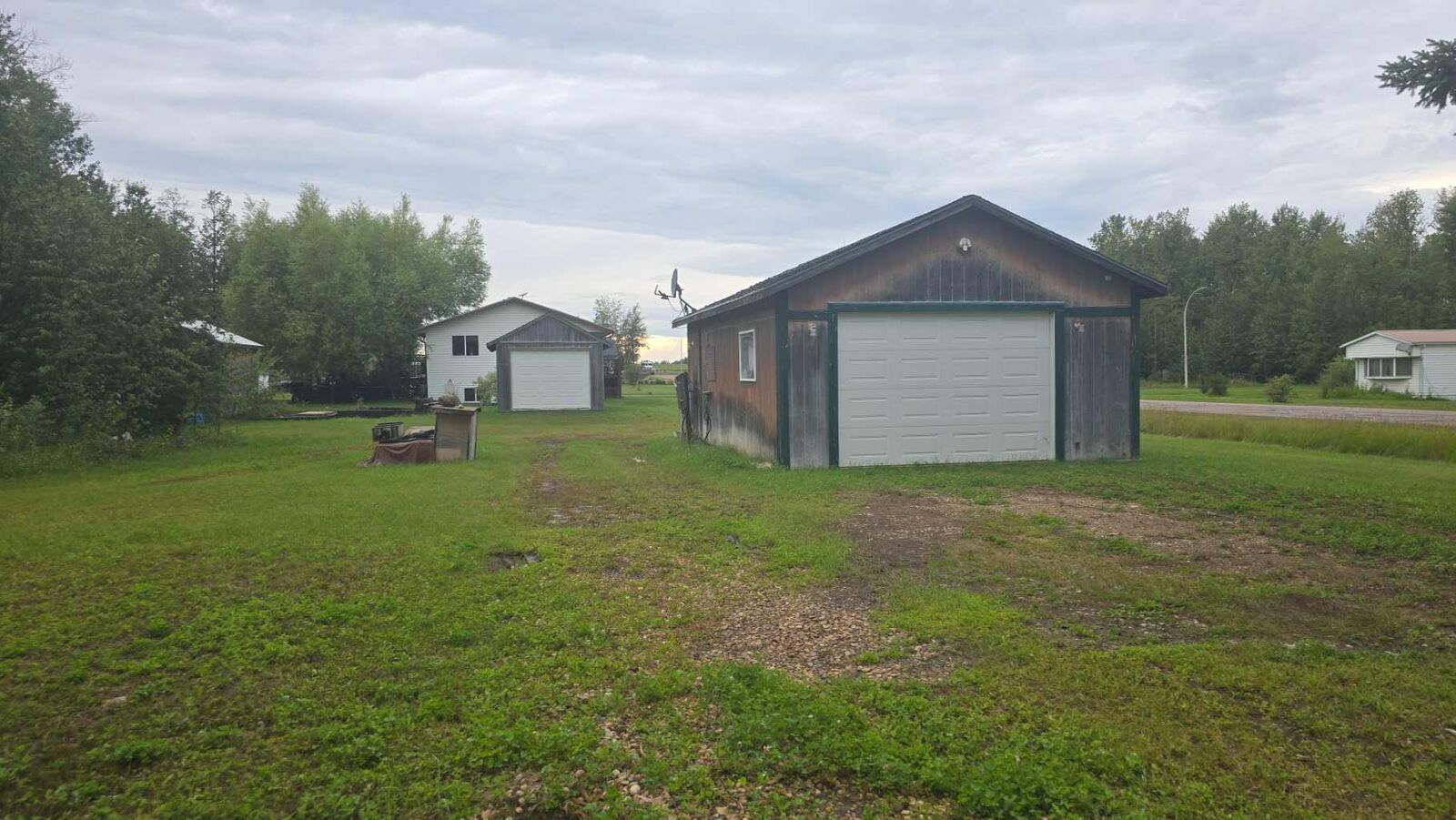 Property Photo: Block 7 Plan 9123328 Lot 11A AB T0A 3M0