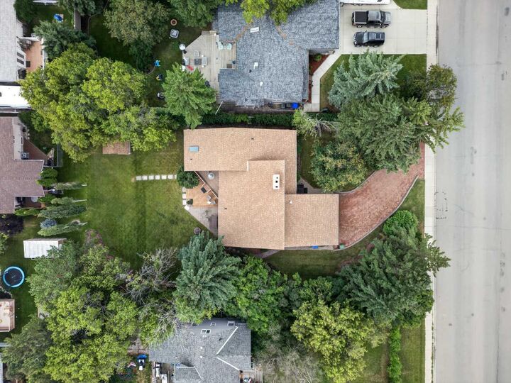 Property Photo: 5350 57 Avenue AB T4H 1J4