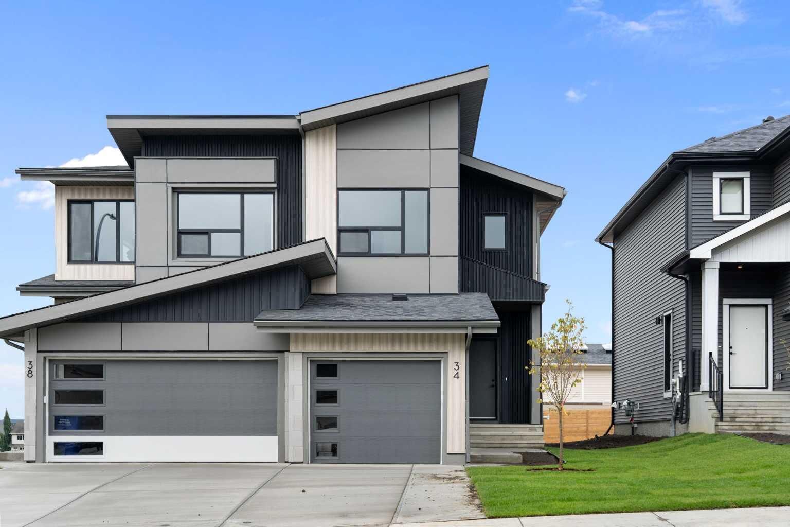 Property Photo: 34 Heritage Heath AB T4C 3L3