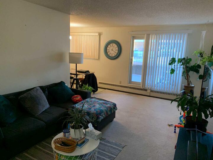 Property Photo:  35 Bennett Street 107  AB T4R 1V3 