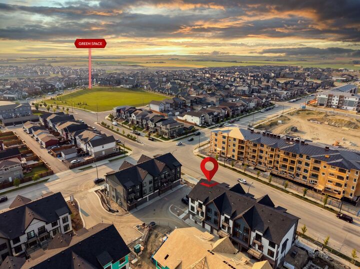 Property Photo: 189 148 Avenue NW AB T3P 2M3