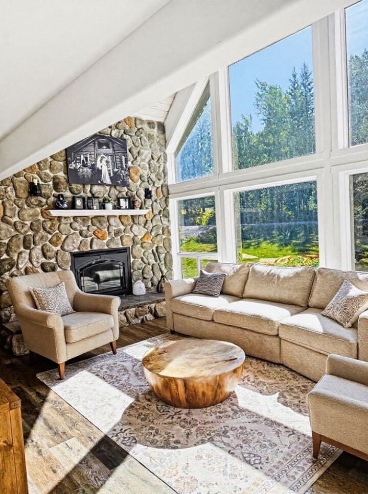 Property Photo: 49329 Folding Avenue 3 AB T7V 1X5