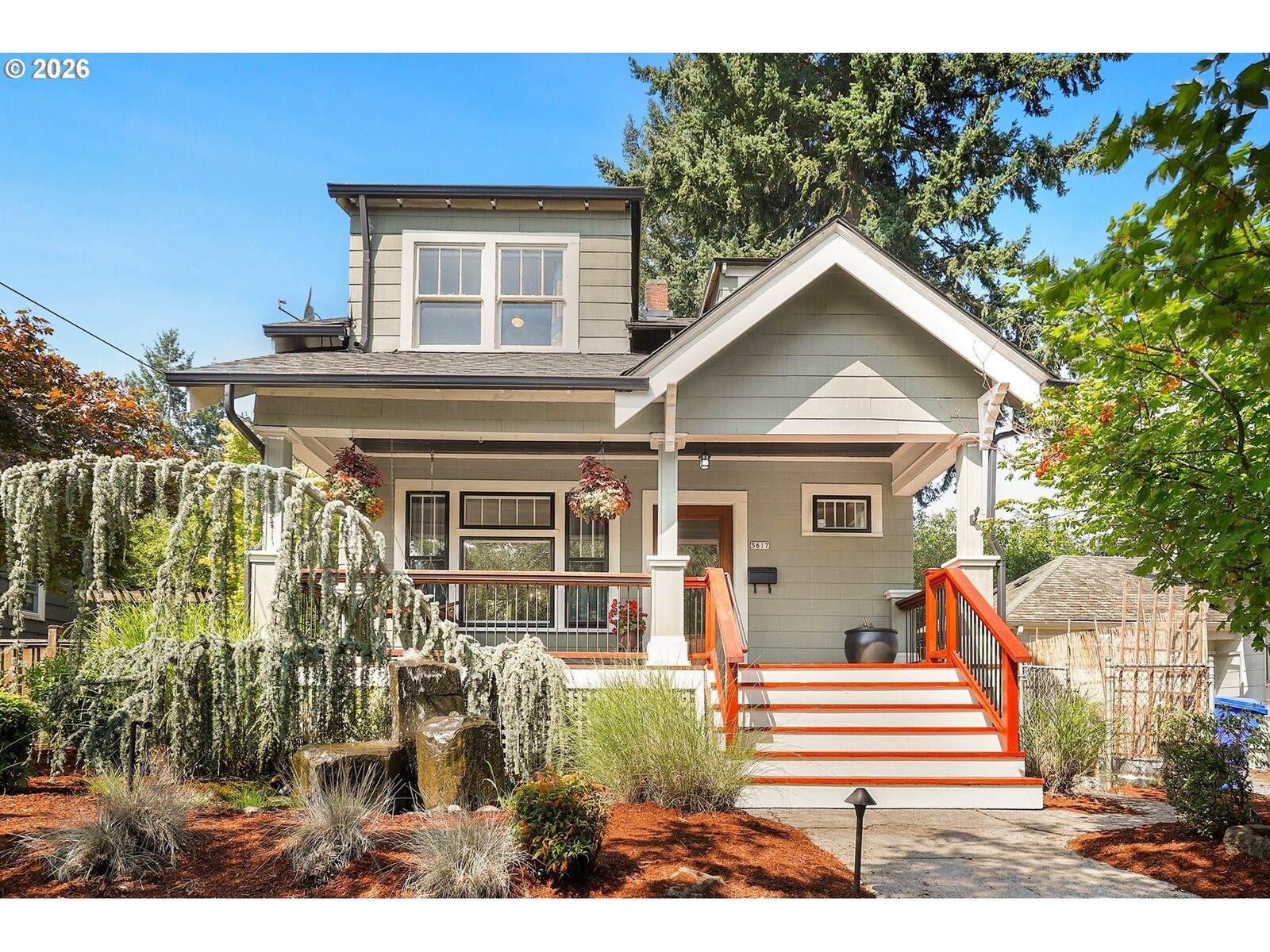 Property Photo: 5617 NE 27th Ave OR 97211