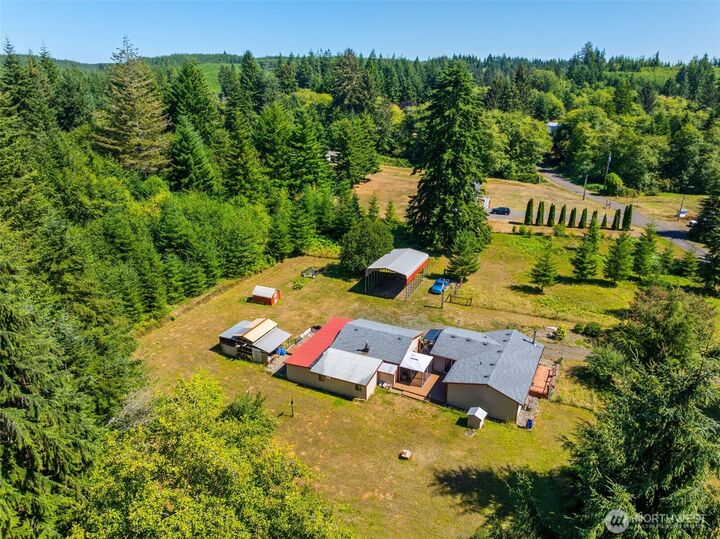 Property Photo:  82  Chenois Valley Road  WA 98550 