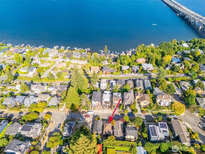 Property Photo:  1113  33rd Avenue S  WA 98144 