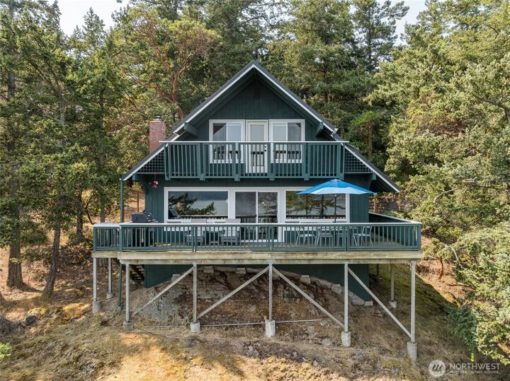 Property Photo: 61 Yew Lane WA 98261