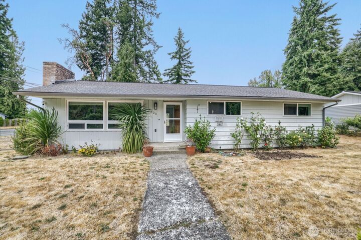 Property Photo:  7525  200th St SW  WA 98036 