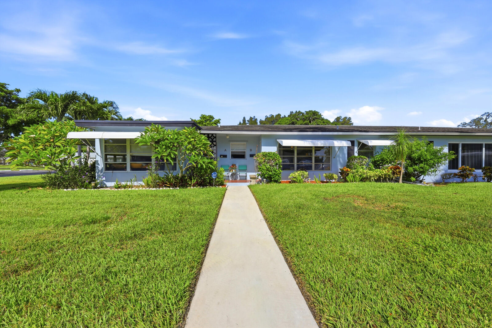 Property Photo:  415 High Point Boulevard B  FL 33445 