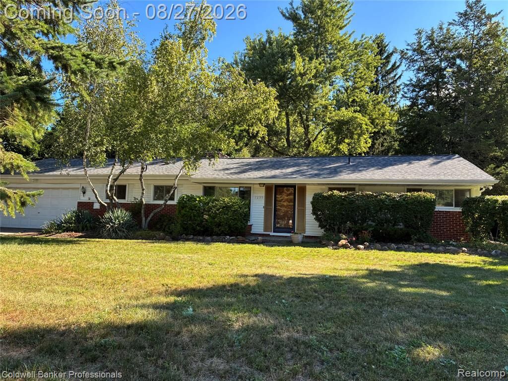 Property Photo:  7235 Ward Eagle Drive  MI 48322 