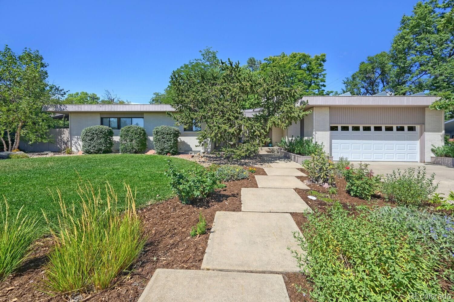 Property Photo: 325 Mohawk Drive CO 80303