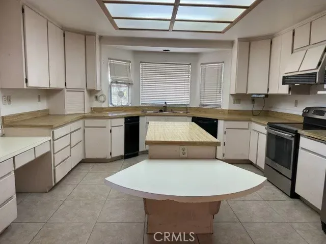 Property Photo:  11571 Palmwood Dr.  CA 92840 