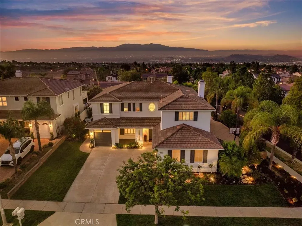 Property Photo:  685 Payette Circle  CA 92881 