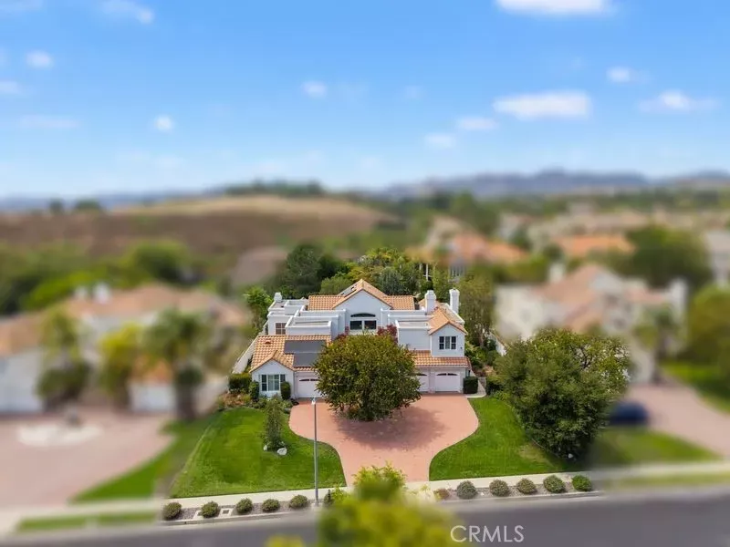 Property Photo:  10811 Baile Avenue  CA 91311 