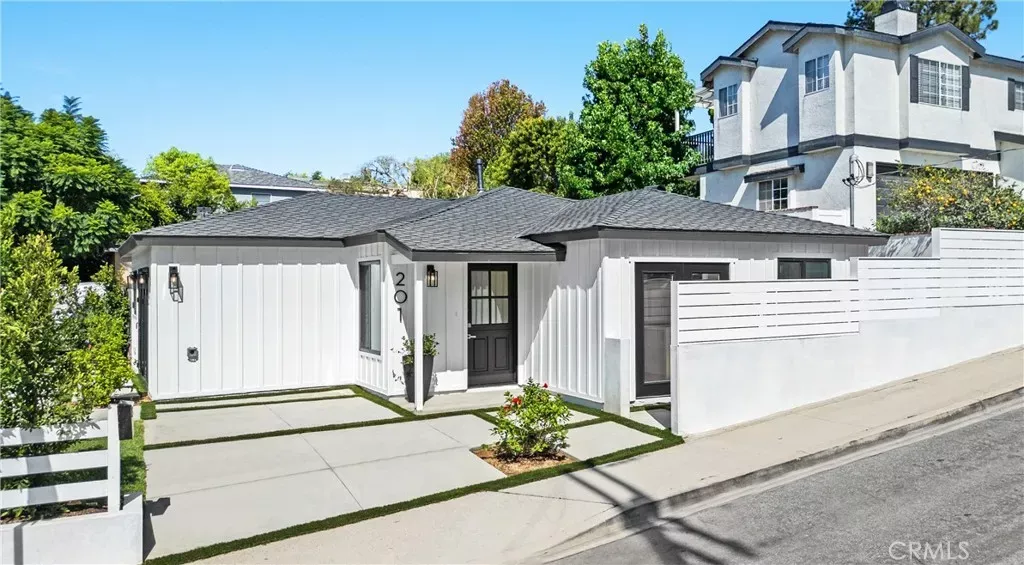 Property Photo:  201 N Herrin Street  CA 90266 