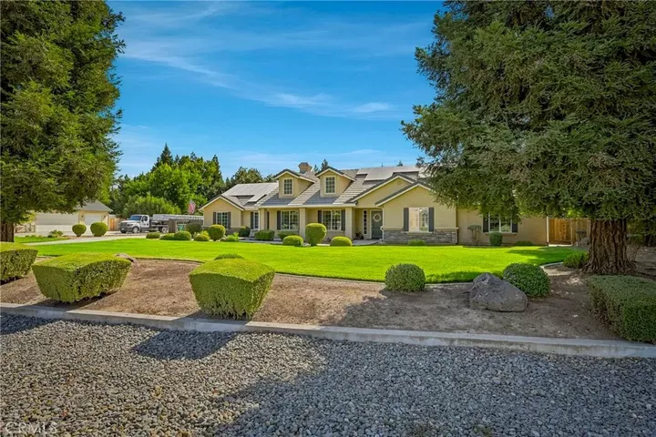 Property Photo: 1060 Stratford Avenue CA 95301