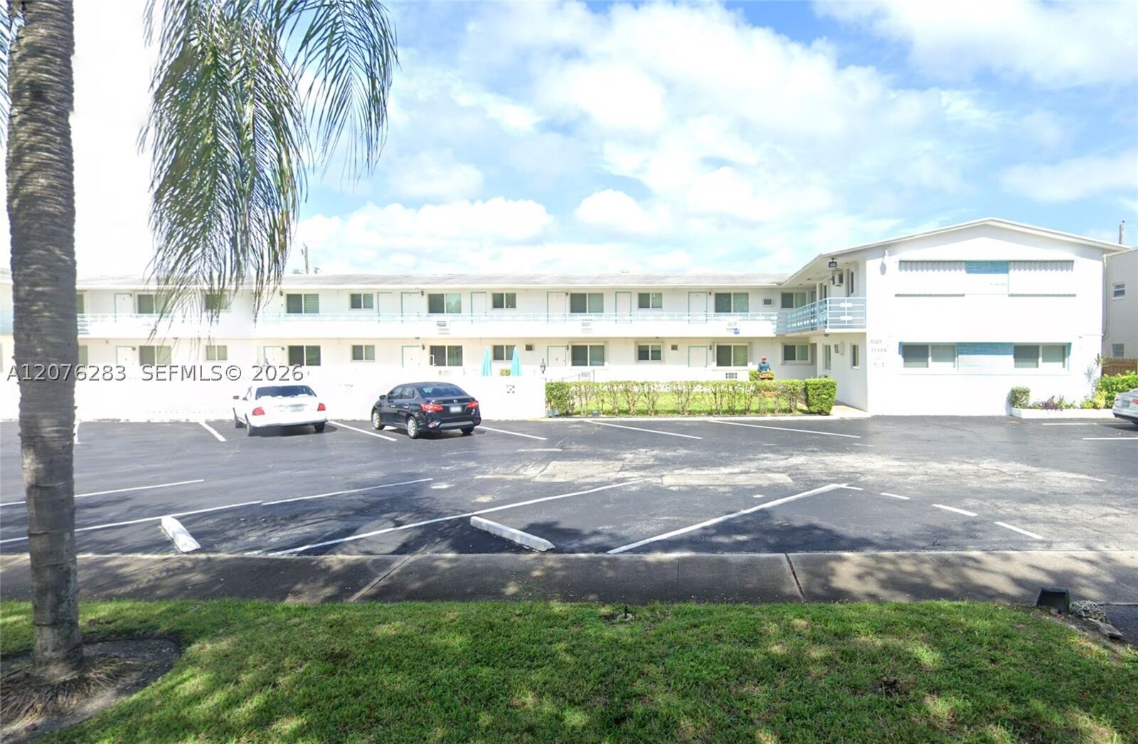 Property Photo: 3525 Tyler St 9 FL 33021
