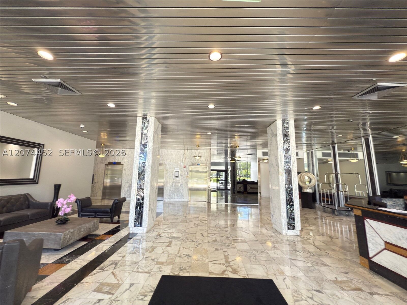 Property Photo:  3675 N Country Club Dr 109  FL 33180 
