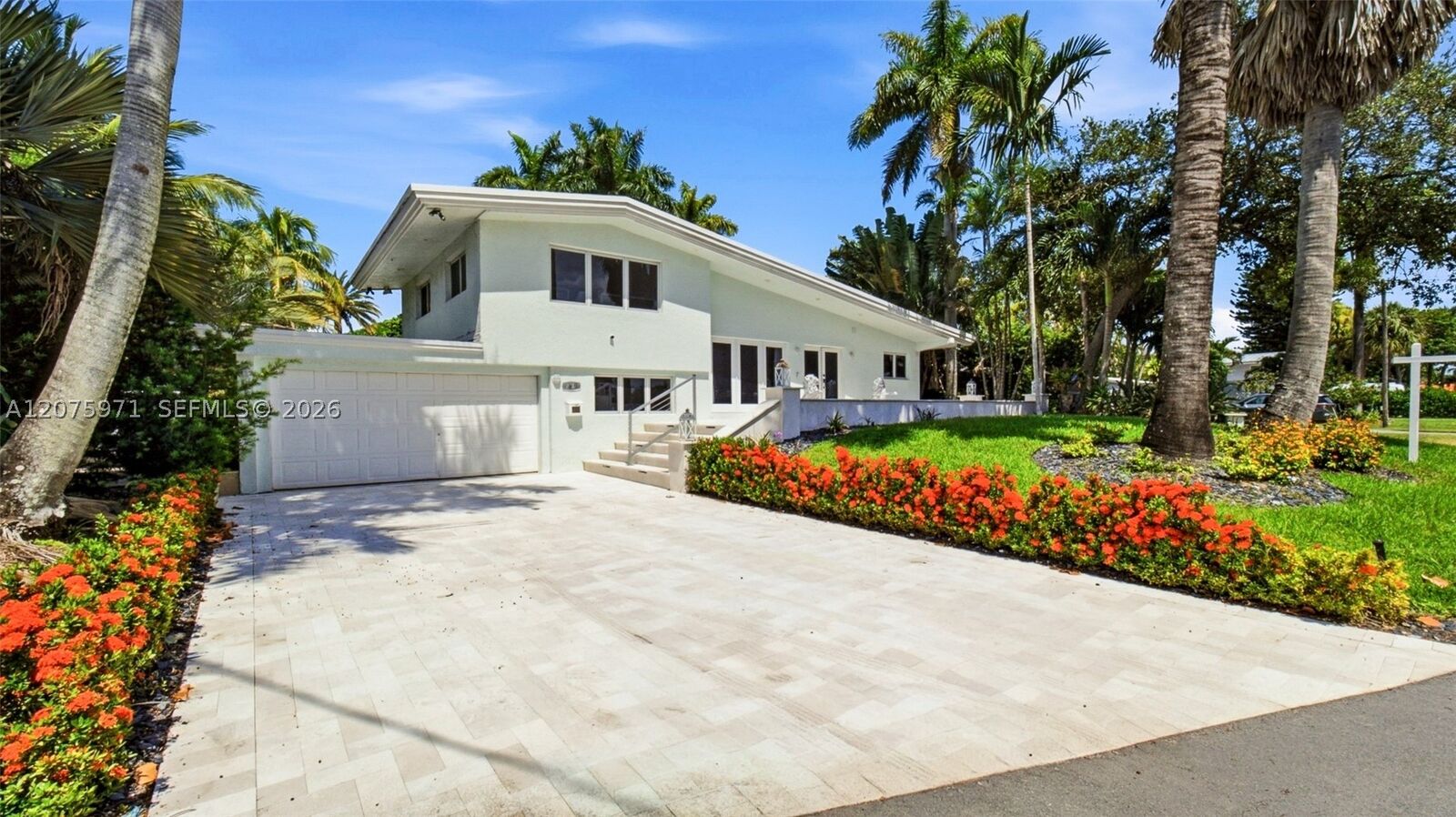 Property Photo:  2613 Tortugas Ln  FL 33312 