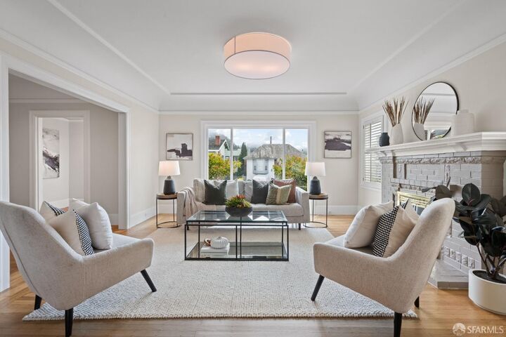 Property Photo:  10 Madrone Avenue  CA 94127 