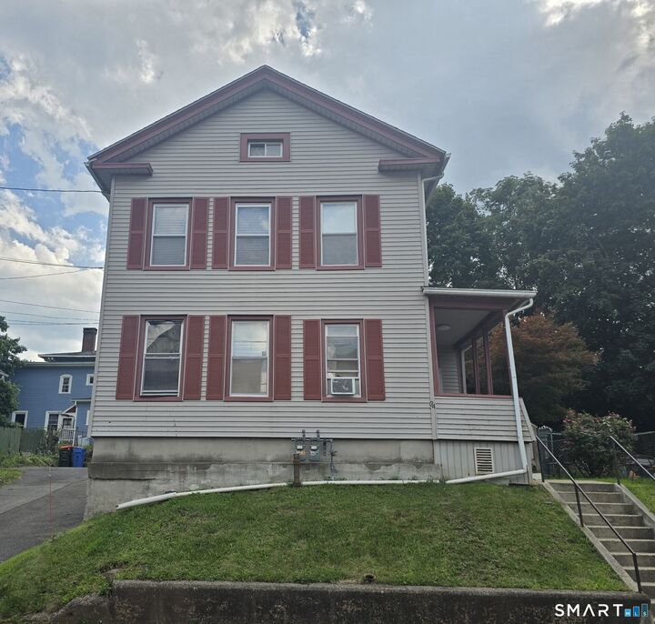 Property Photo:  34 Union Street  CT 06451 