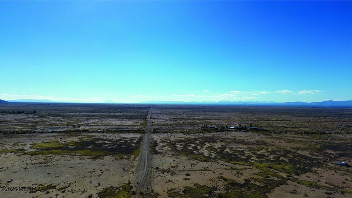 Property Photo:  5 Acres Ee Ranch Road 353  AZ 85617 