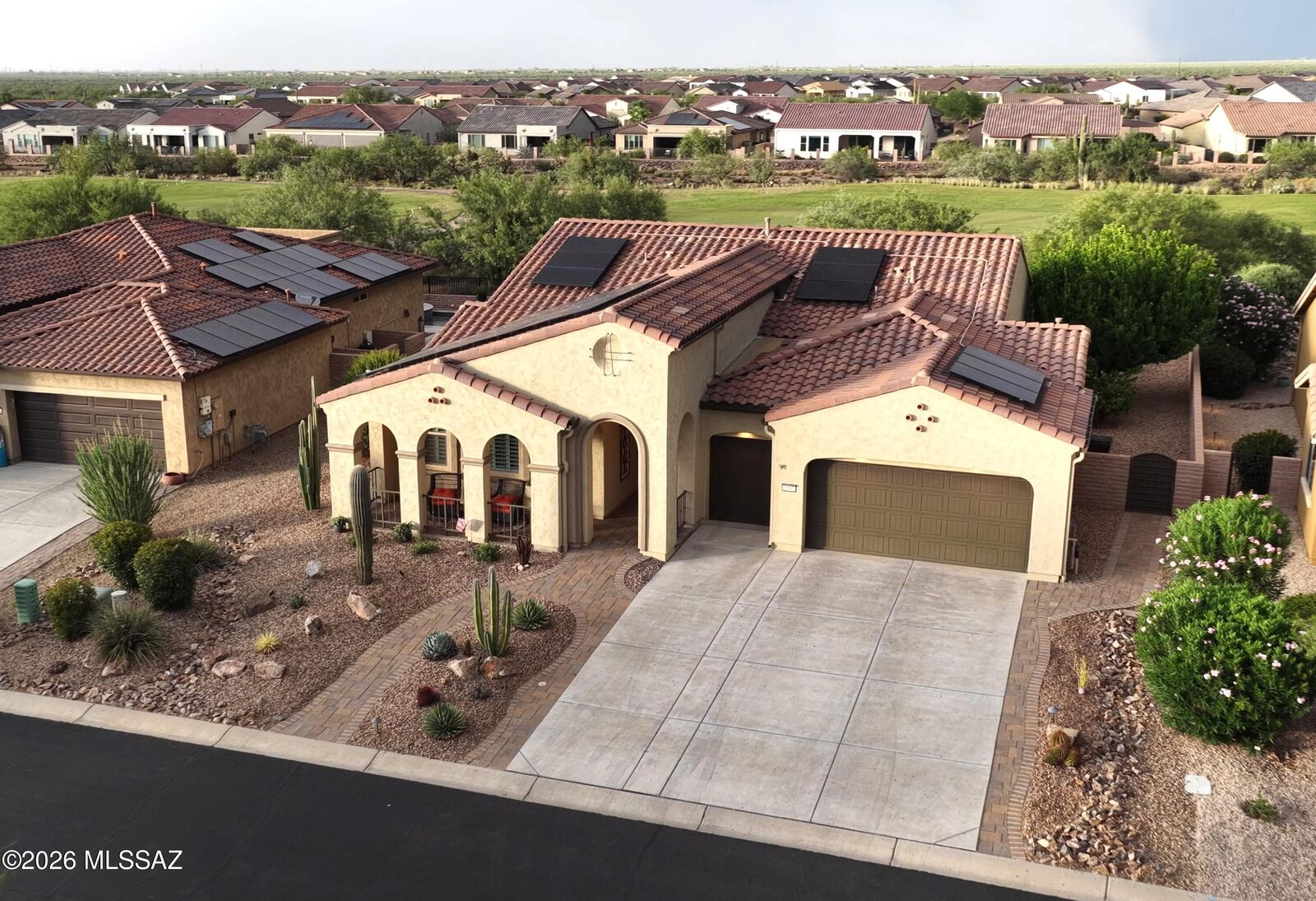 Property Photo:  2537 E Page Mill Drive  AZ 85614 
