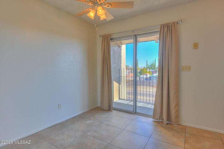 Property Photo: 4423 Plaza Vista AZ 85635