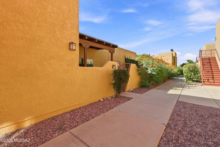 Property Photo: 6255 N Camino Pimeria Alta 15 AZ 85718