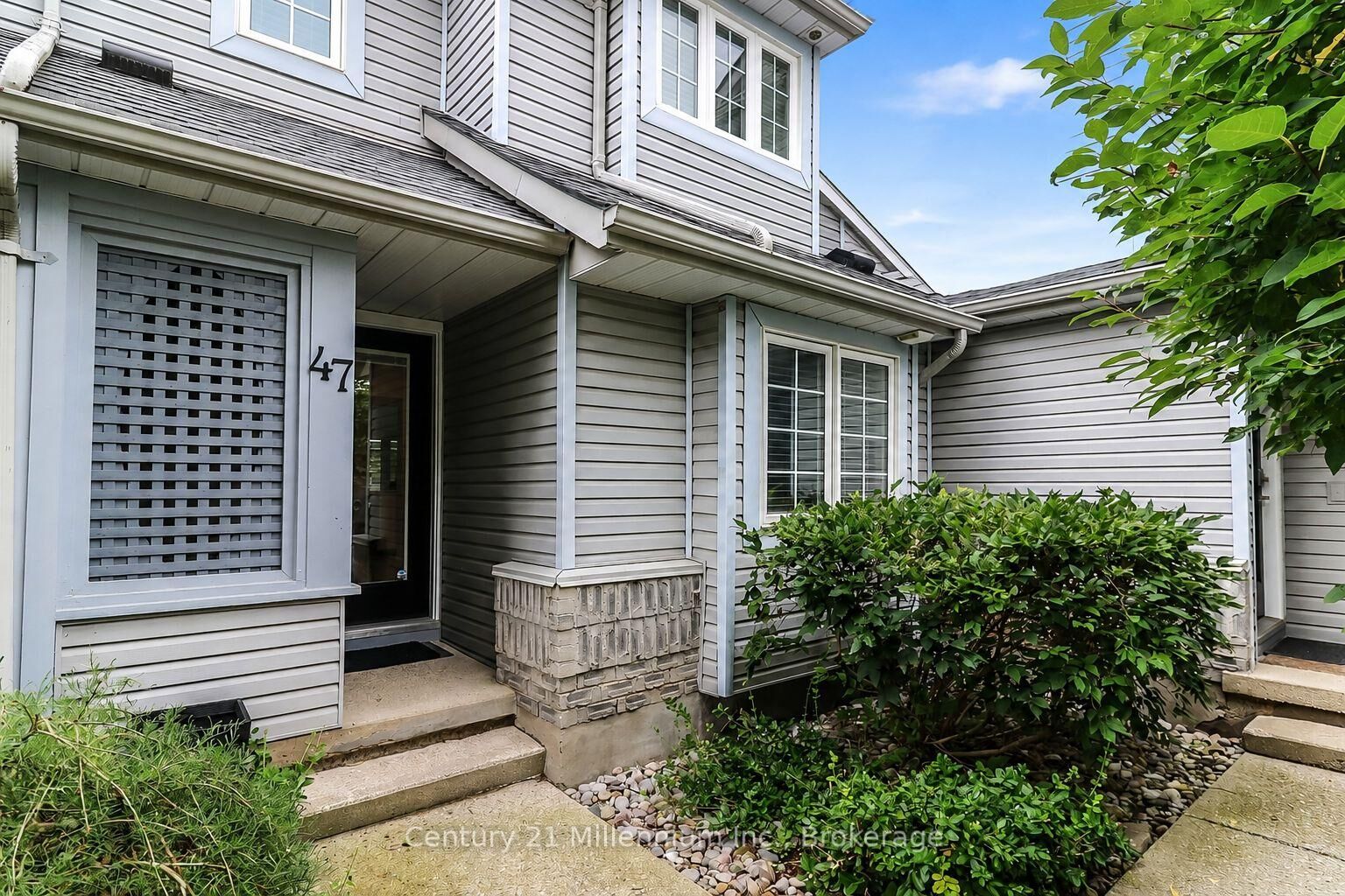 Property Photo: 146 Settlers Way 47 ON L9Y 0N9