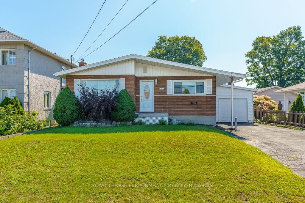 Property Photo:  463 Cameron Street  ON K6A 2B5 