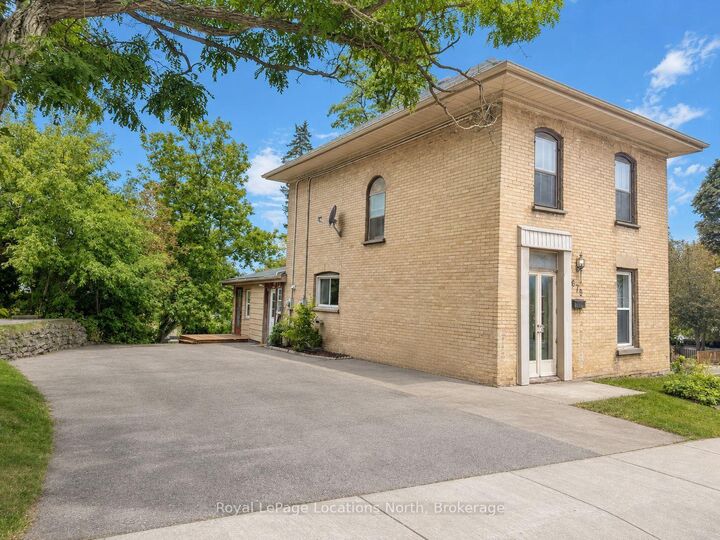 675 Stewart Street — photo 1