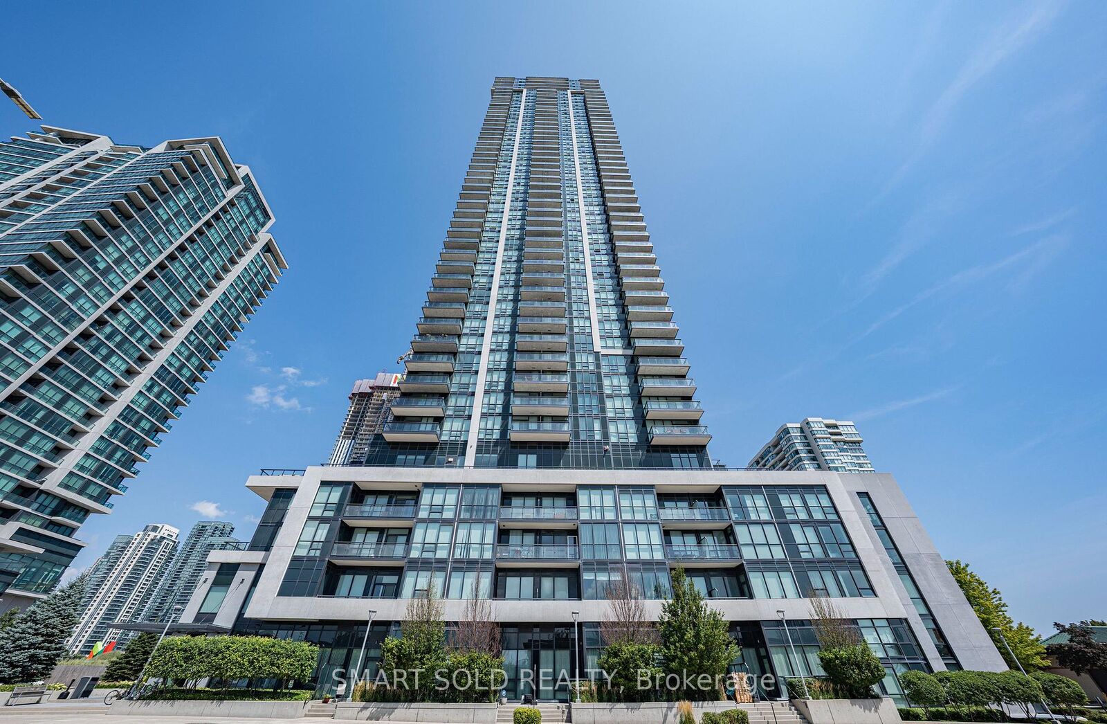 Property Photo: 3975 Grand Park Drive 4206 ON L5B 0K4