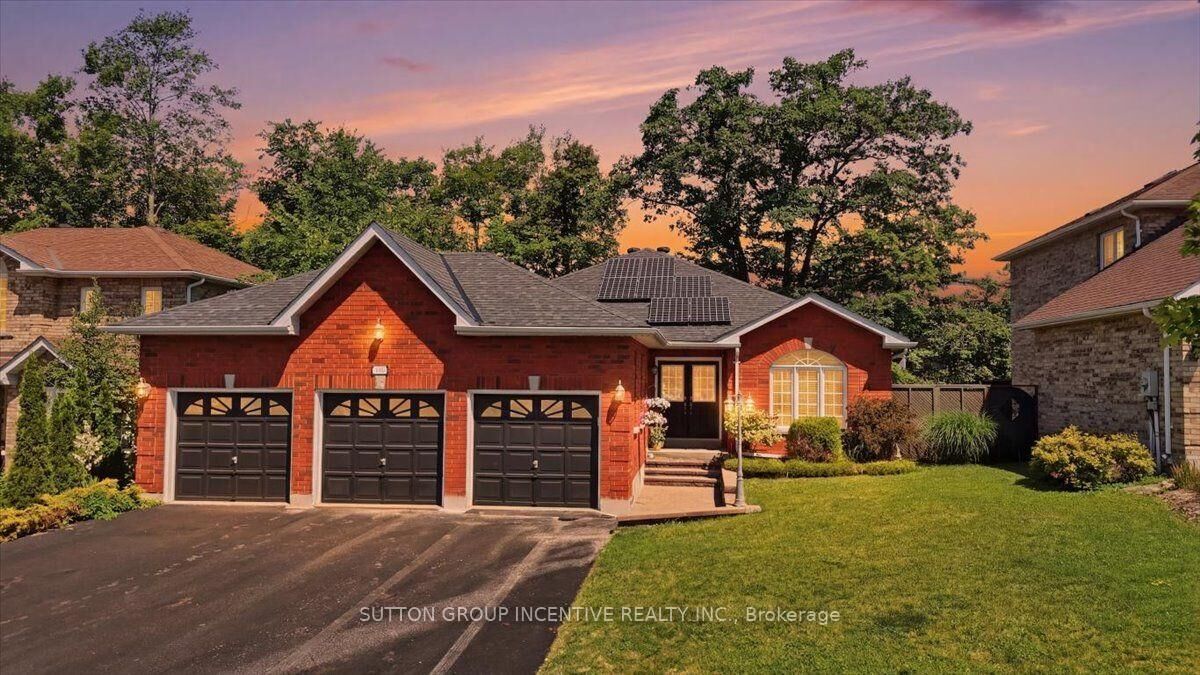 Property Photo: 200 Cumming Drive ON L4N 0C9