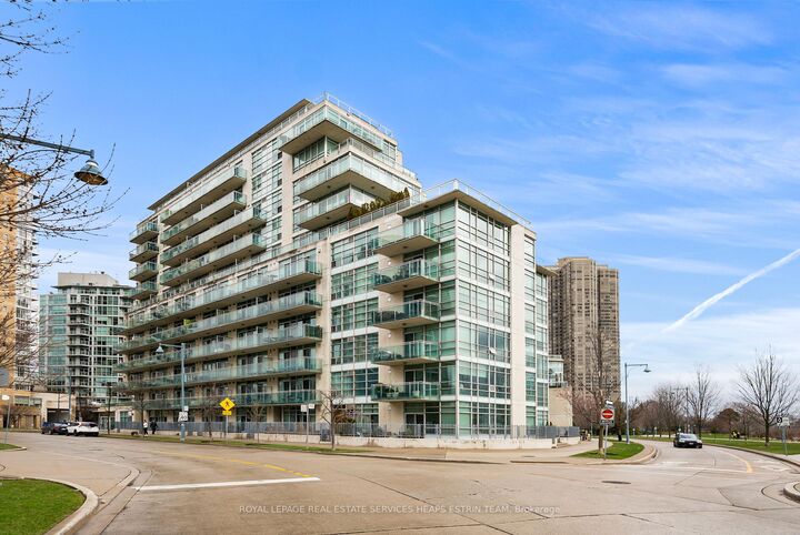5 Marine Parade Drive 223 — photo 1