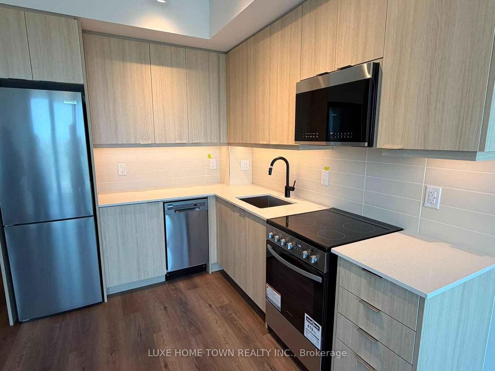Property Photo: 115 Nipissing Road 1302 ON L9T 5B2