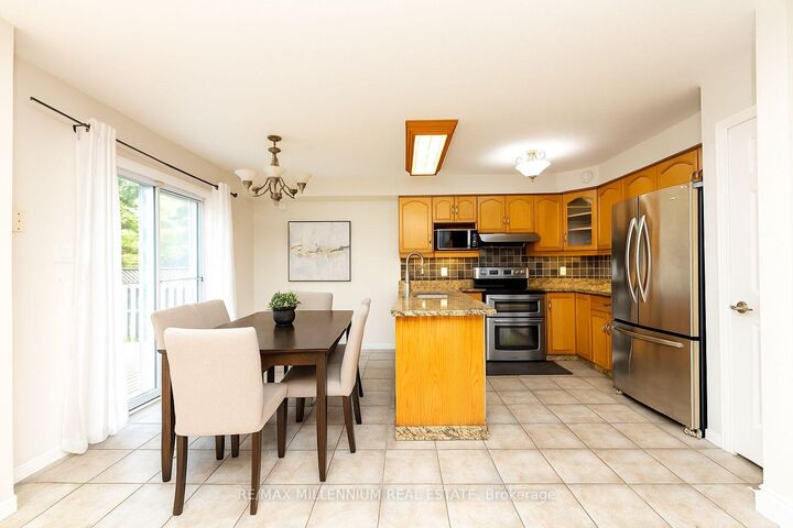 Property Photo: 7 Graham Crescent ON L9W 5J4