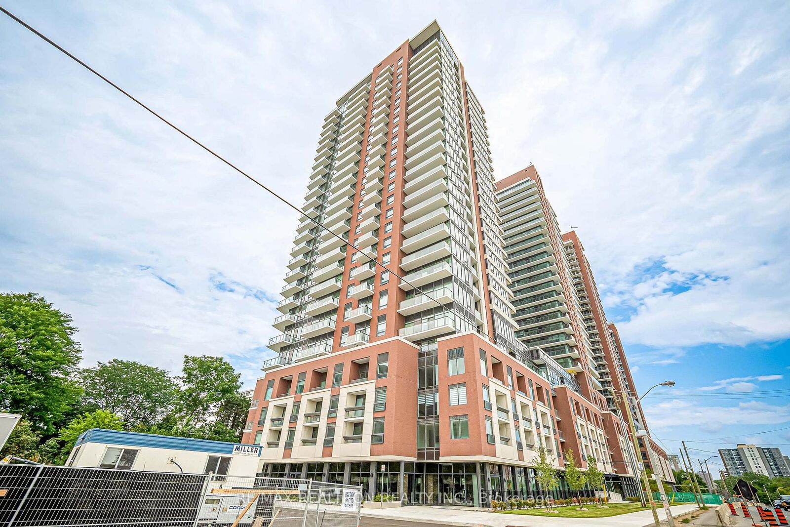 Property Photo:  4010 Eglinton Avenue W 1515  ON M5V 0X8 