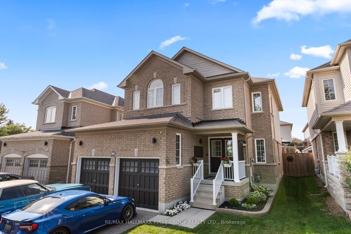96 Redfern Crescent — photo 1