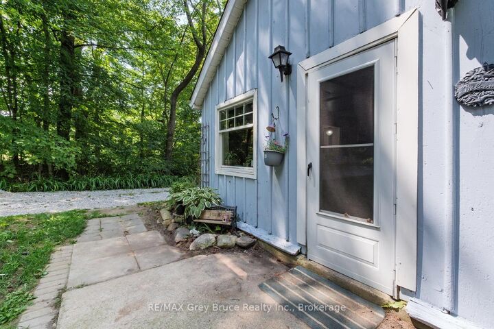 Property Photo: 501306 Grey 1 Road ON N0H 2T0