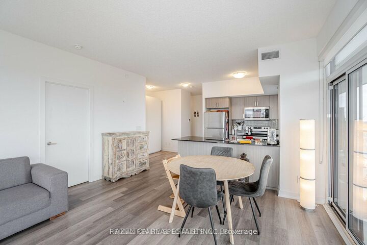 Property Photo:  1603 Eglinton Avenue W 1304  ON M6E 0A1 
