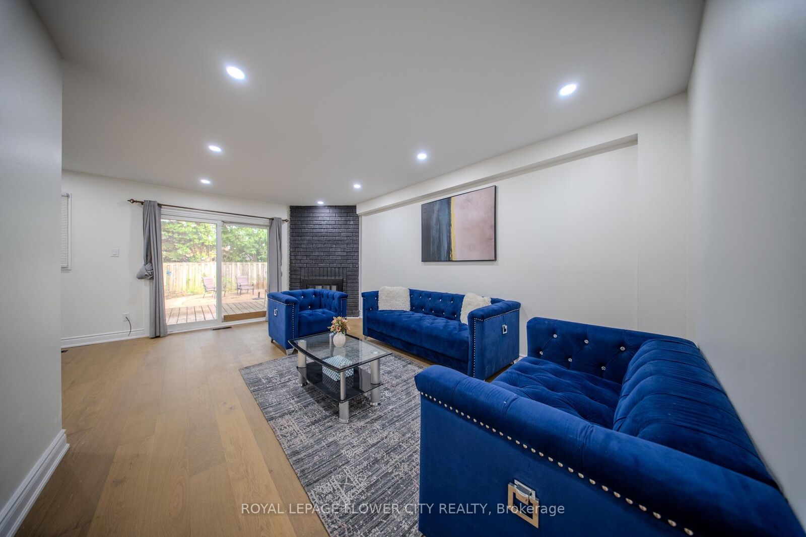 Property Photo: 6 Crenshaw Crescent ON L6Z 1W9