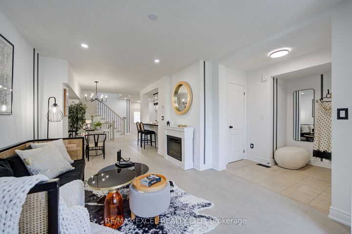 454 Bur Oak Avenue — photo 1