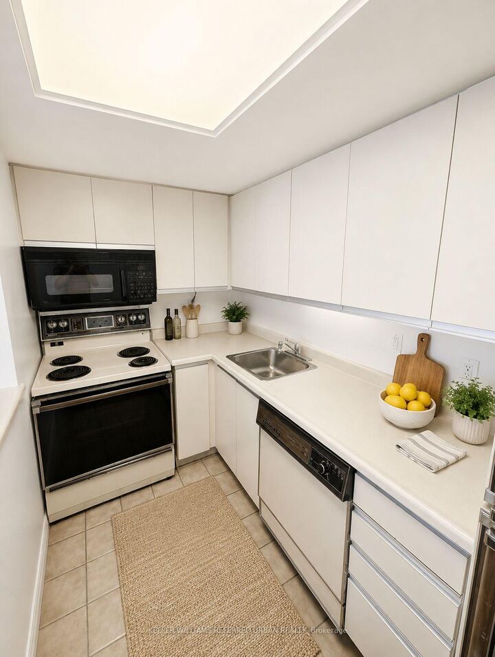 Property Photo: 705 King Street W 215 ON M5V 2W8