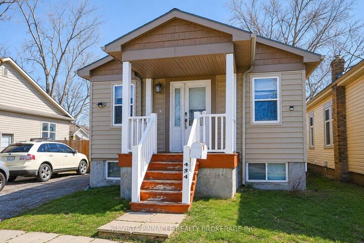 Property Photo:  434 Egerton Street  ON N5W 3Z4 