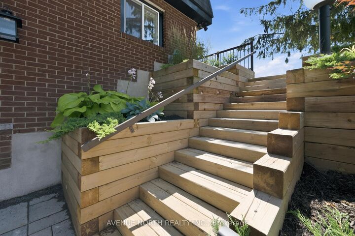 Property Photo: 2 Oberon Street ON K2H 7X7