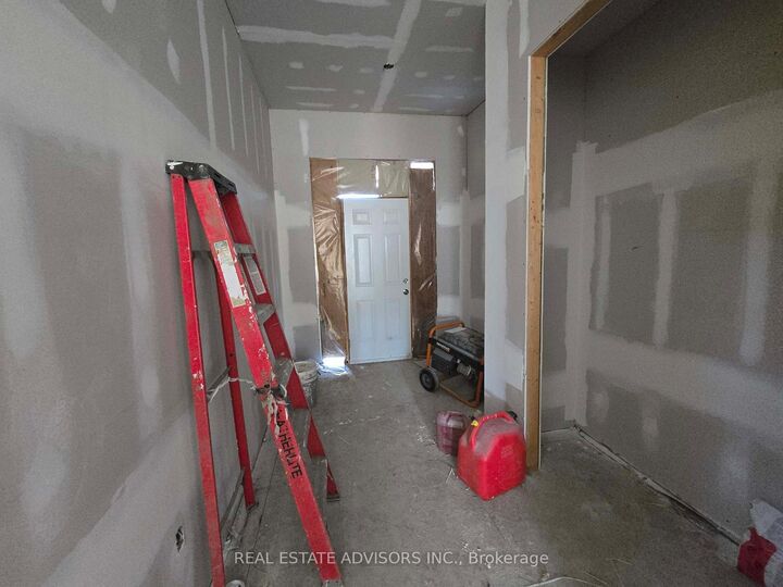 Property Photo: 68B Laurel Avenue ON M1K 3J6