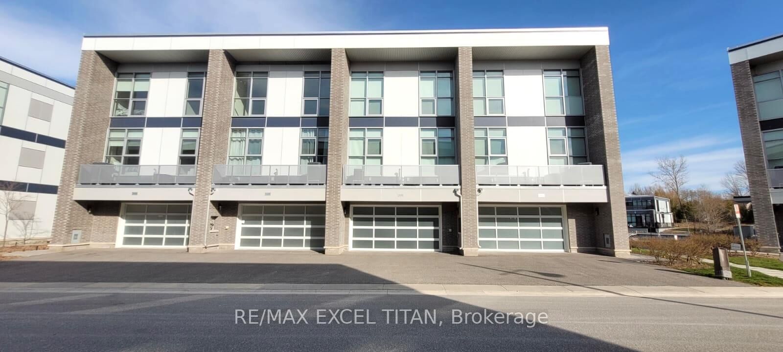 Property Photo:  3688 Ferretti Court 104  ON L9S 0N6 